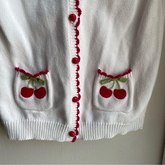 GYMBOREE WHITE RED CHERRY POCKET CARDIGAN SWEATER SIZE 7/8 100% COTTON - Picture 4 of 5